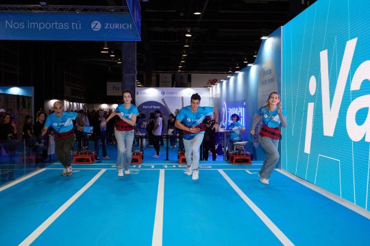 Lo que te espera cuando vas a una Zurich Maratón: conoce nuestro nuevo stand y prepárate para tus retos